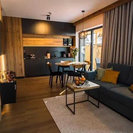 Nowy Modrzew W Centrum Апартаменты